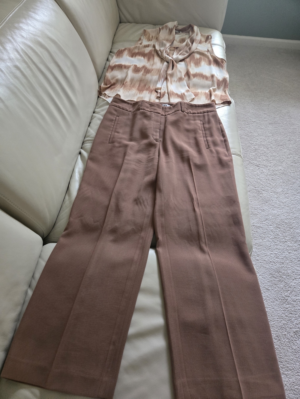 Effortless Wide-Leg Pants in Dusty Brown